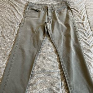 31x30 green Denizen from Levi’s skinny fit pants